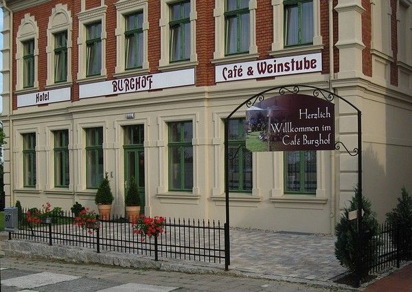 Bilder Restaurant Burghof Hotel & Cafe