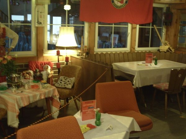 Bilder Restaurant Zauberhaft Cafe im DDR Spielzeugmuseum