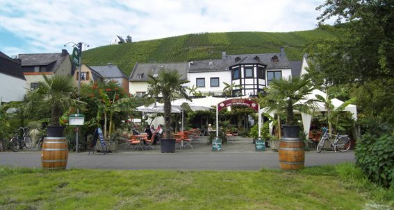 Bilder Restaurant Ürziger Wein- und Biergarten