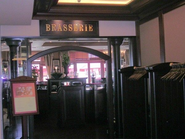 Bilder Restaurant Brasserie im Ostsee-Hotel Yachthafenresidenz Hohe Düne
