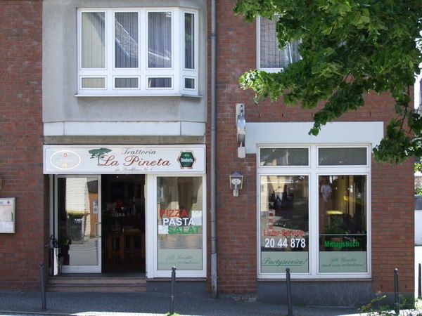 Bilder Restaurant La Pineta Trattoria ~ Pizzeria