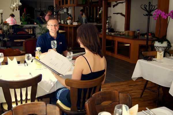 Bilder Restaurant Zur Kastanie Wildspezialitäten